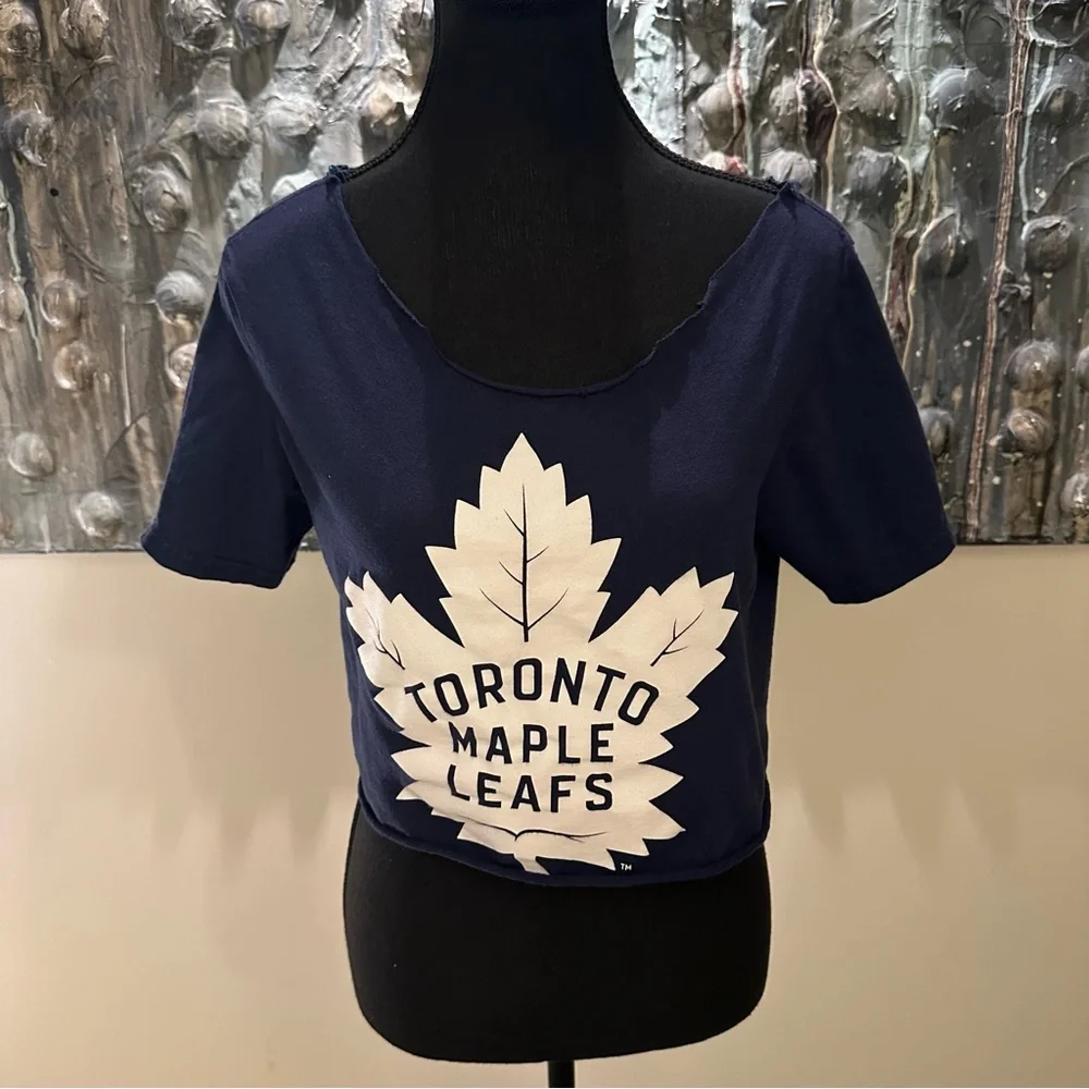⭐️ Toronto Maple Leafs Women's Small Handmade Crop Top - Picture 1 of 8